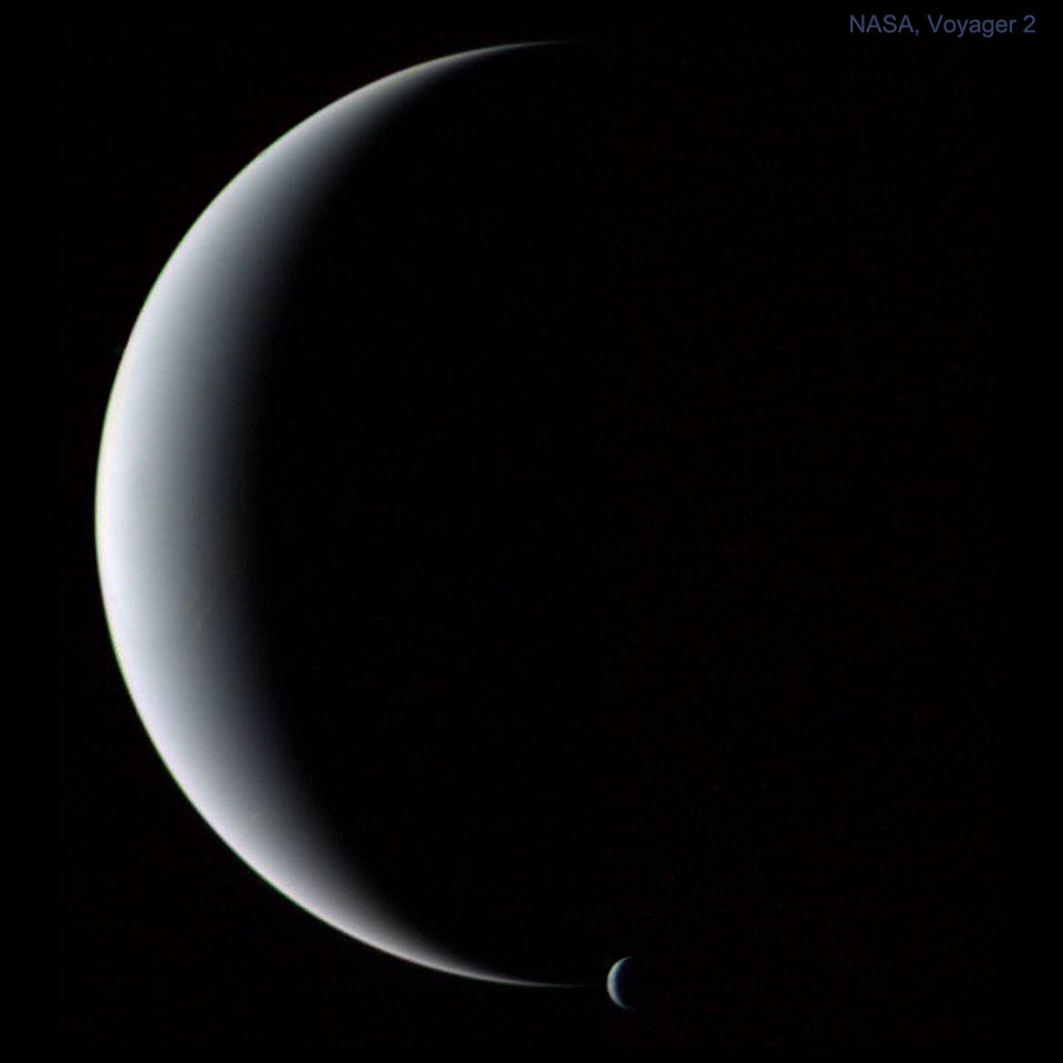 Neptuno en la Oscuridad: La Vista Nocturna desde el Voyager 2